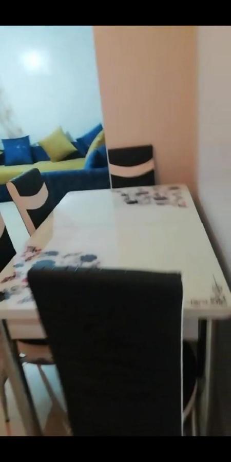 Appartement A Louer Par Jour Tánger Exterior foto